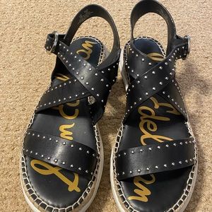 Black leather sandals